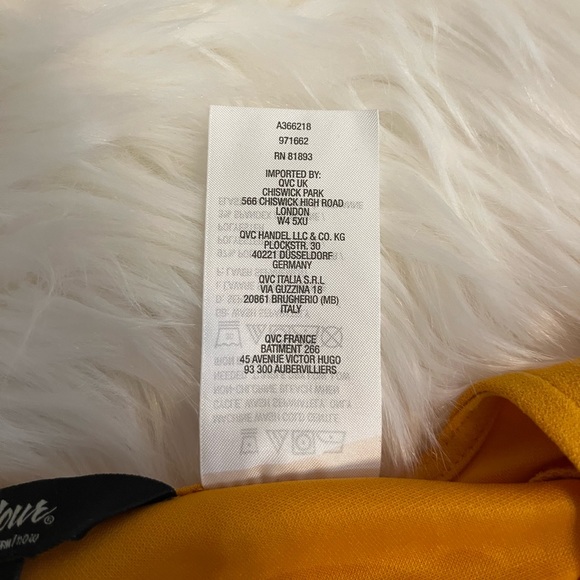 Dujour sleeveless, cropped, wide leg jumpsuit with attached belt, size XS - Picture 8 of 9